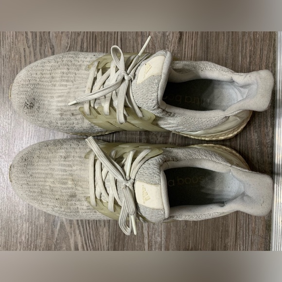 adidas Other - UltraBoost Triple white US size 9 mens